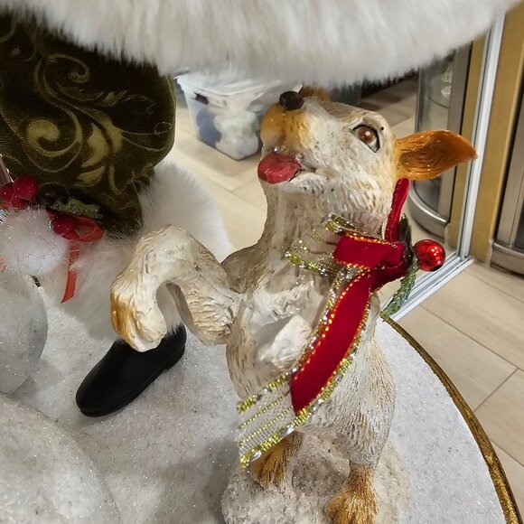 Mark Roberts Santa Building a Snowman, 22" - Picture 8 of 12